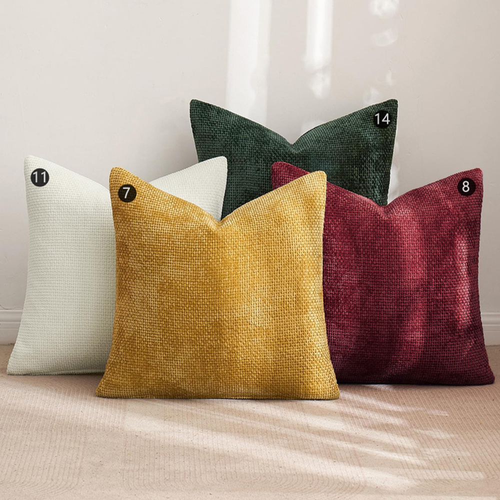 Bantal deco bantal chenille bertekstur